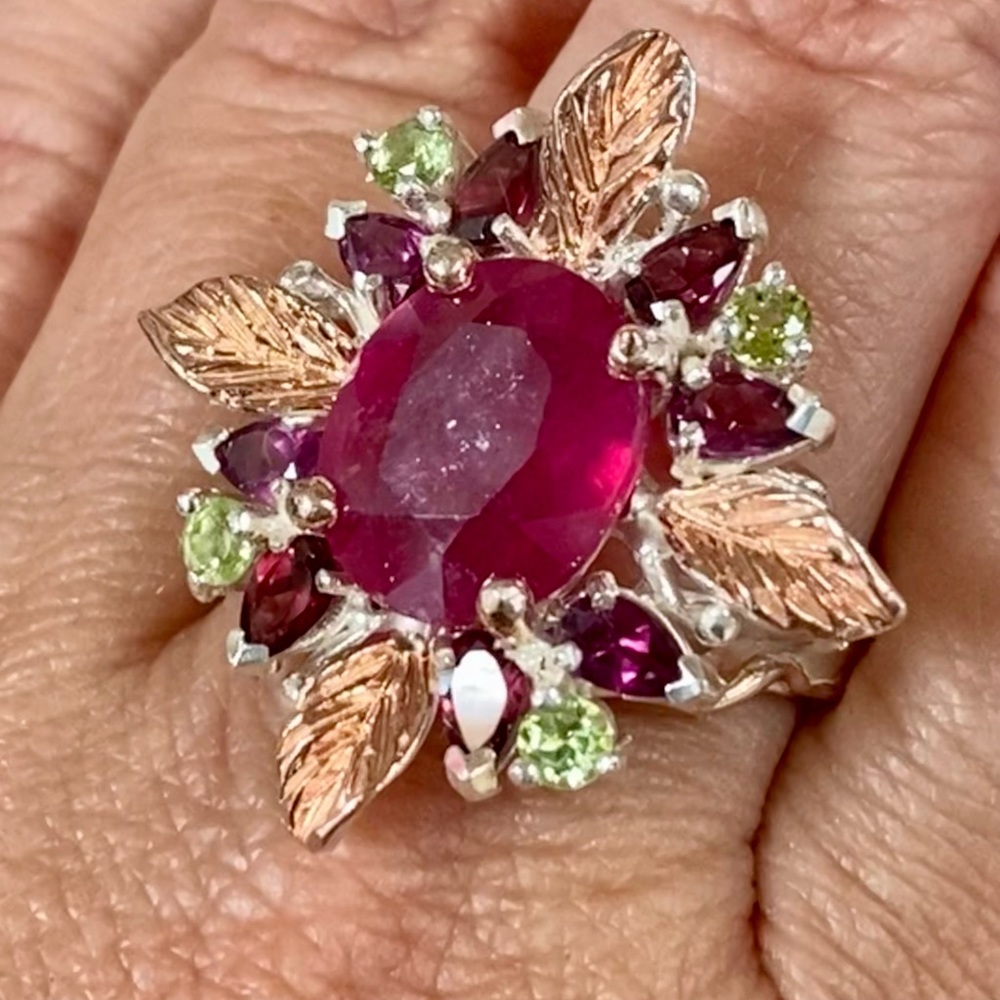 Gorgeous Vintage Genuine Ruby Ring - image 6